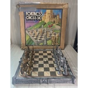 Vintage Fortress Chess Set Pacific Game Company Made In USA With Box